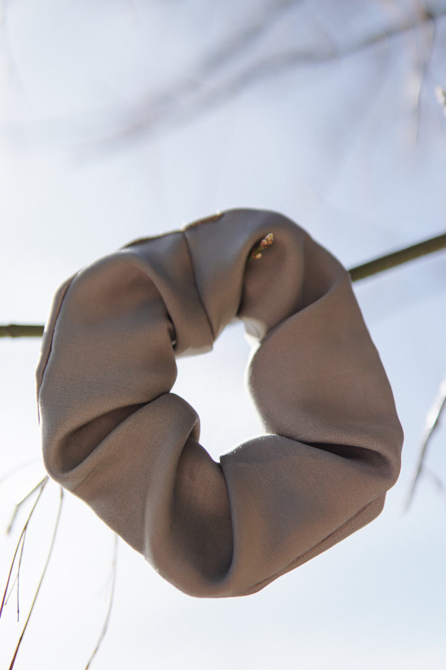 Scrunchie Olive Glow