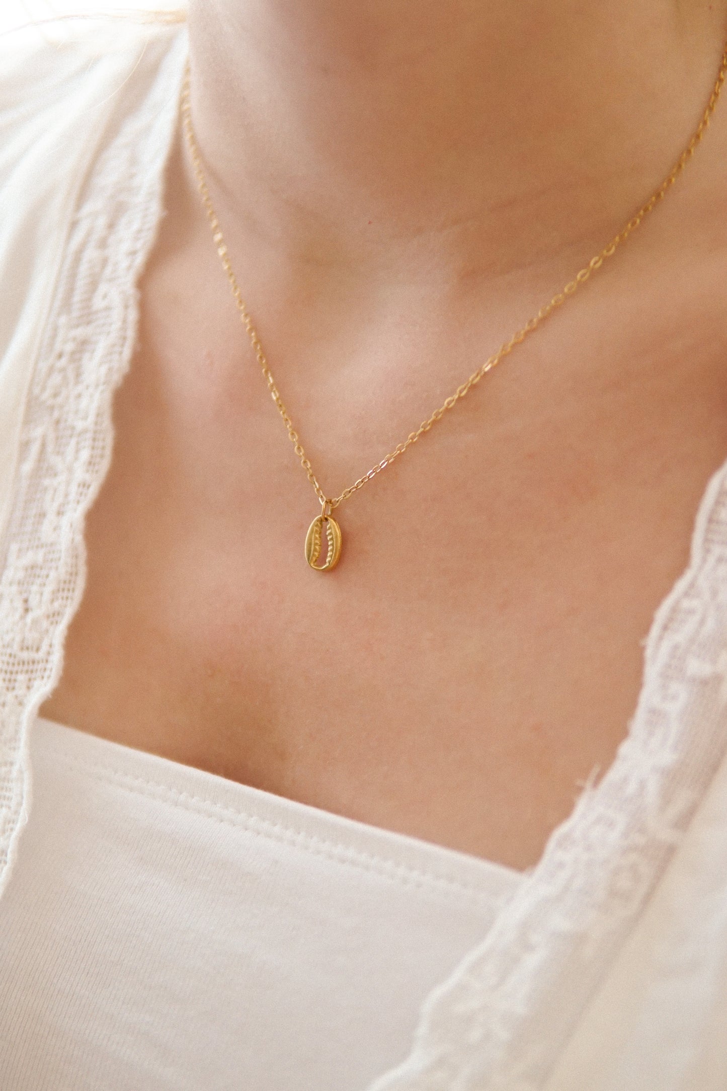 Halskette Golden Cowrie