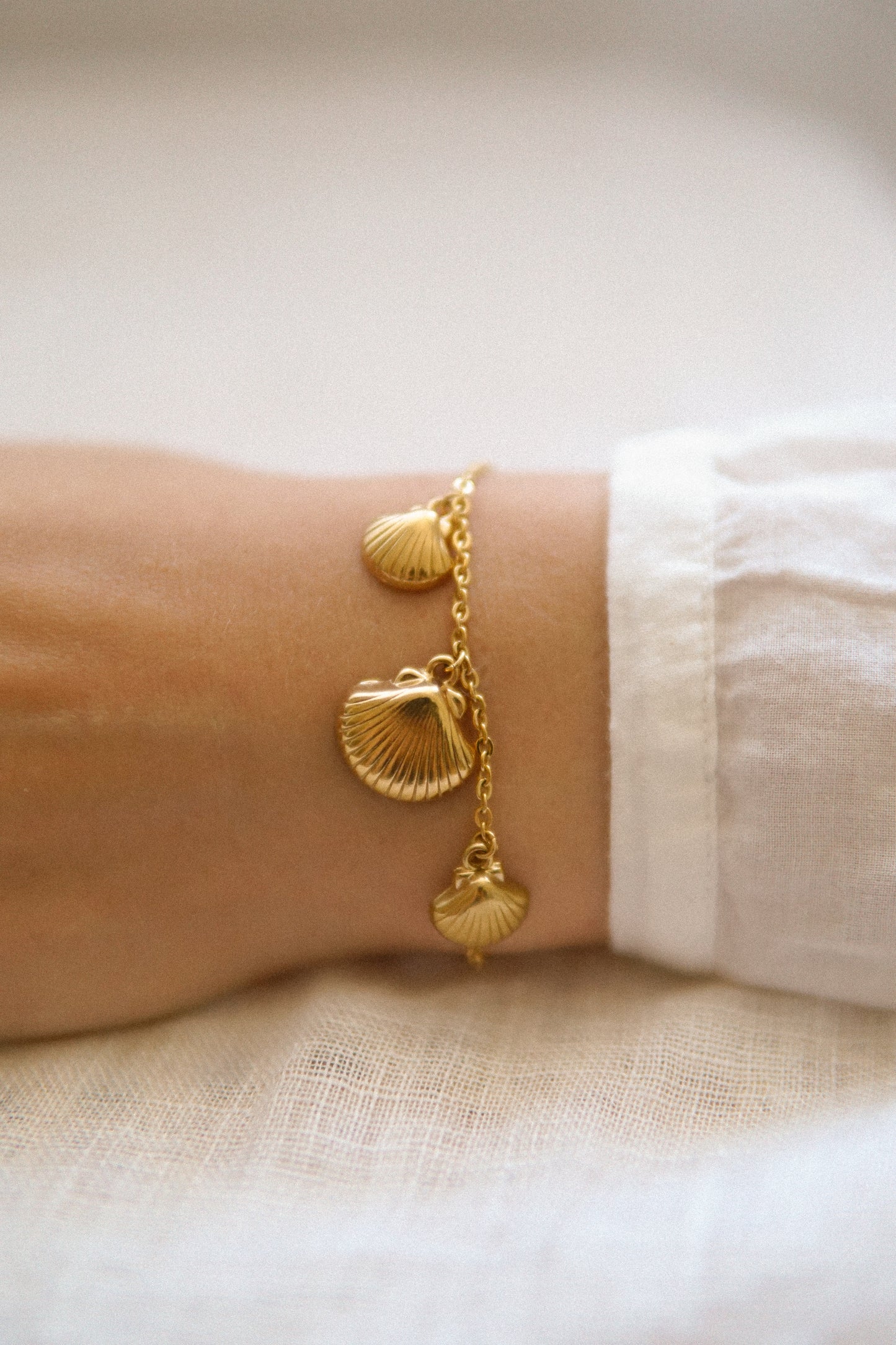 Armband Triple Shell