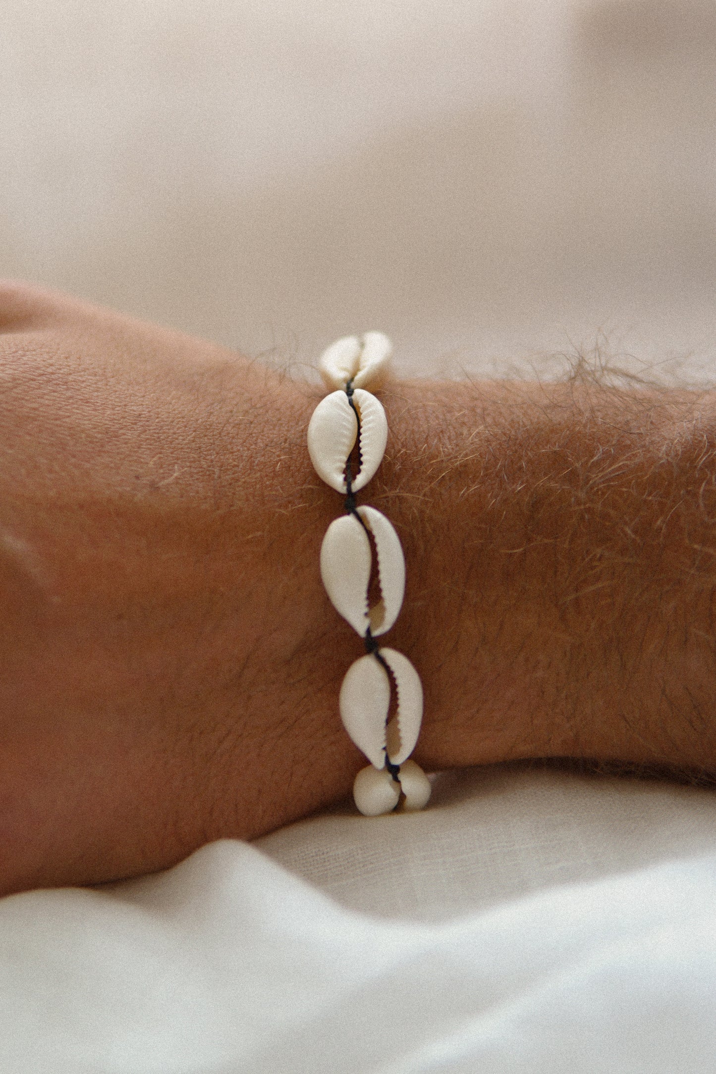 Armband Black Boho Cowrie Männer