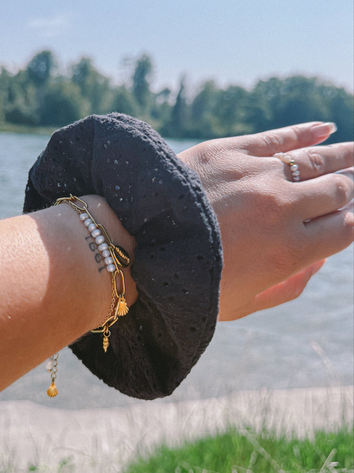 Scrunchie Noir Elegance