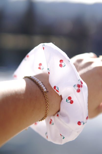 Scrunchie Cherry Bloom