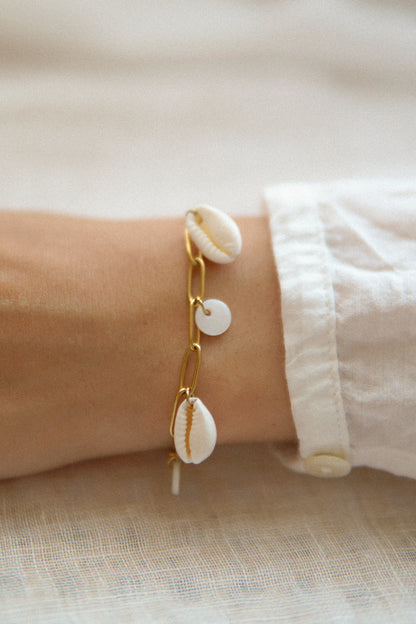 Charm Armband Shell